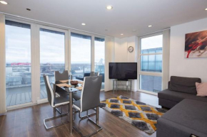 Stylish MediaCity 2Bed, Sleeps 6, Amazing Views